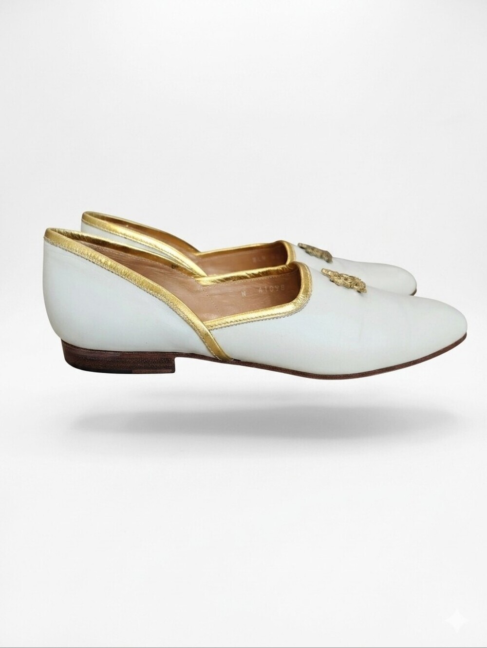 Vintage Ralph Lauren White Leather Gold Crest Loafers Made In Italy, 8B - Picture 3 of 10